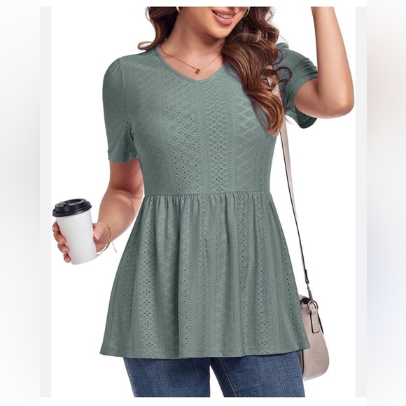 Shein size 0xl ruffle bottom top - Picture 1 of 4